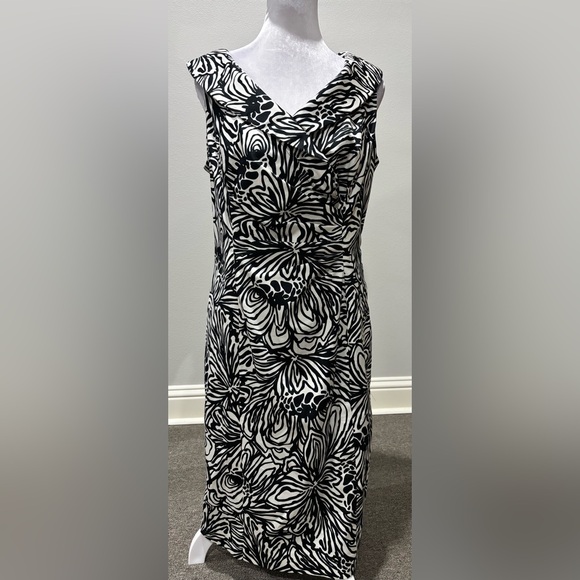 Jones New York Dresses & Skirts - Jones NY Black & White Print Dress 14 Plus Sweetheart Neck Ruched Waist